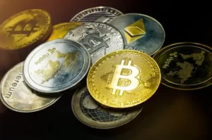 What Are Altcoins and Why Do Investors Buy Them?