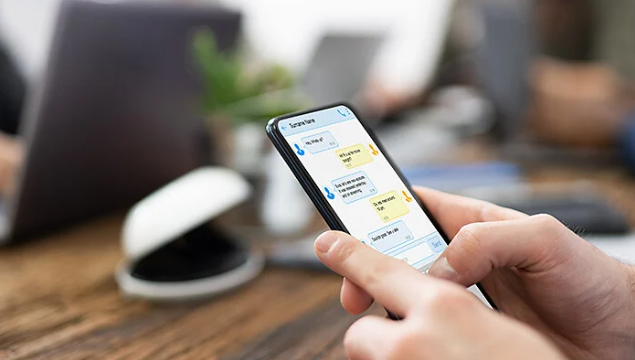 How Texting Became an Everyday Communication Tool